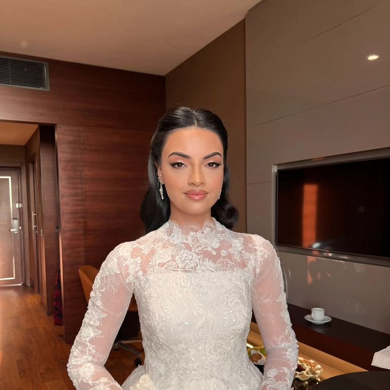 Ayşe Aktaş Hair Stylist - 2608114