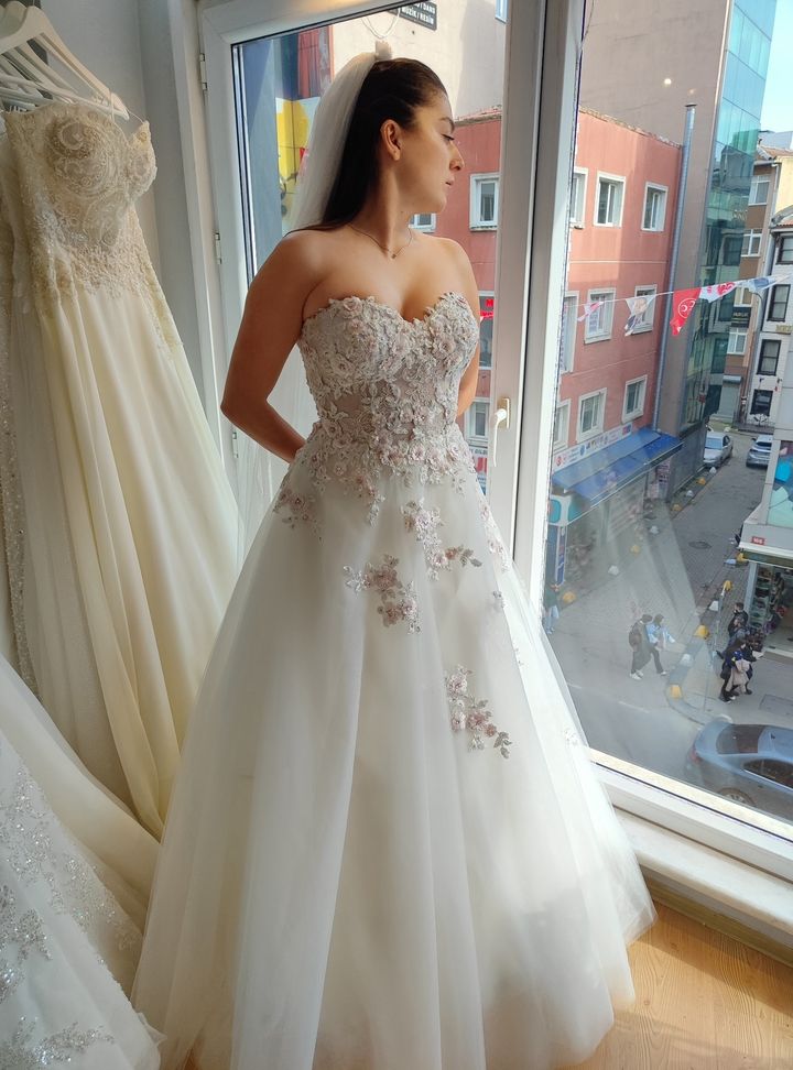 Straplez A Kesim Gelinlik