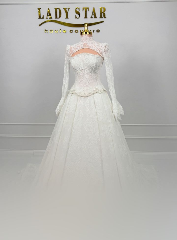 Lady Star Wedding Haute Couture
