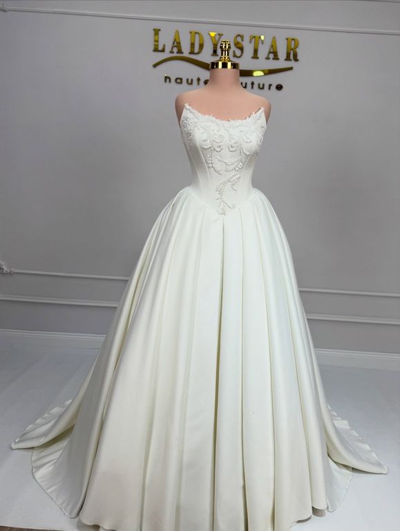 Lady Star Wedding Haute Couture
