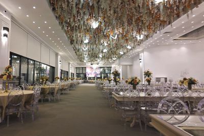 White Garden Premium