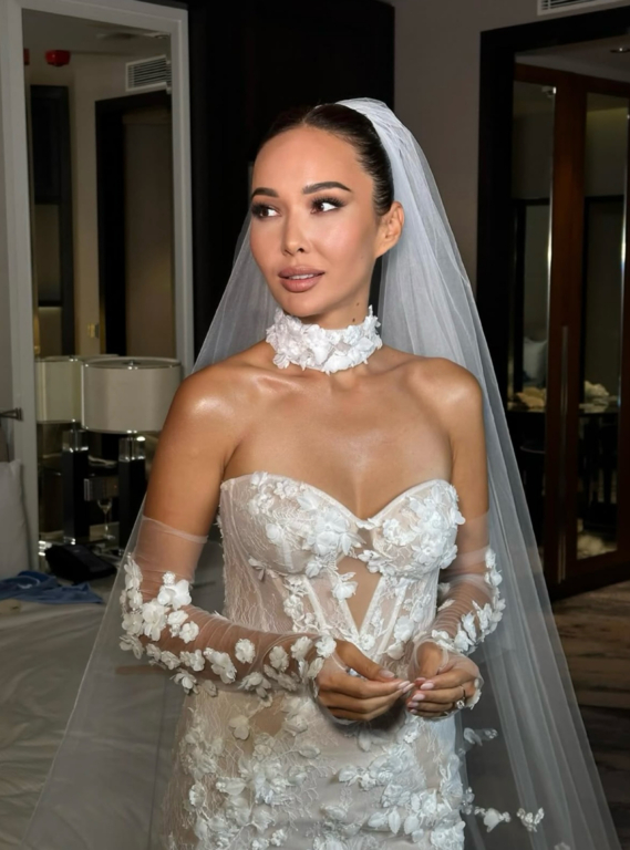 Esra Aysin Make Up Artist