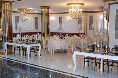 İnci Saray Kehribar Teras Salonu