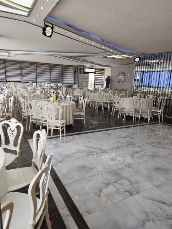 İnci Saray Kehribar Teras Salonu