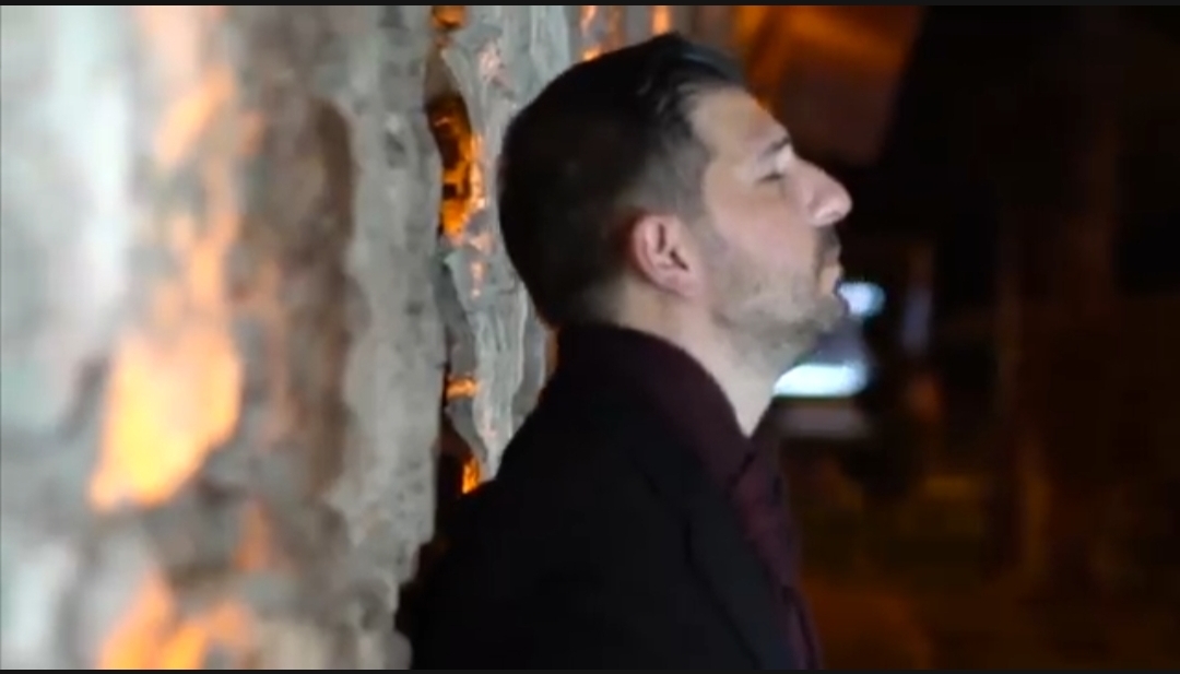 Cenk Gündoğmuş ve Orkestrası