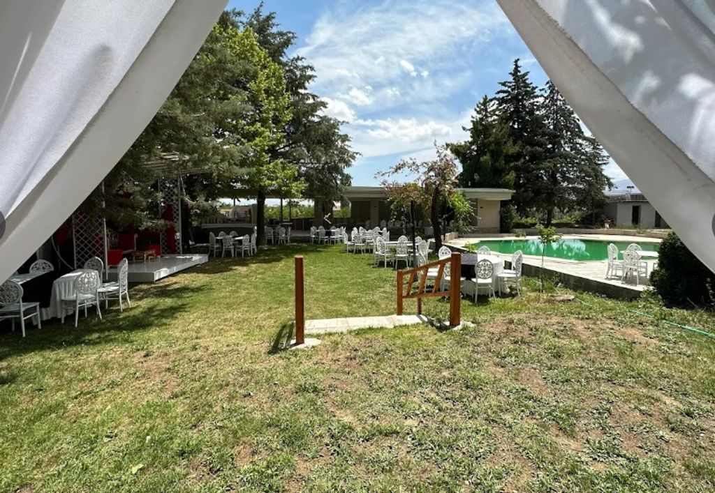 Villa Garden