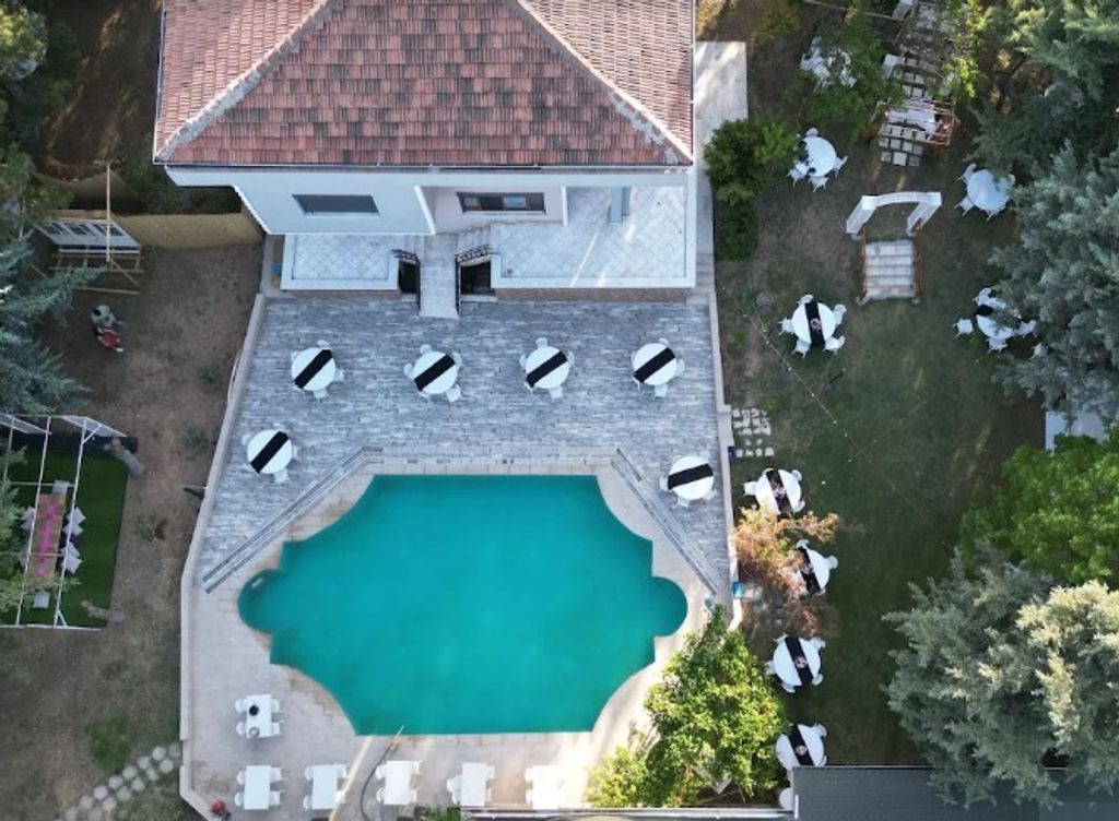 Villa Garden