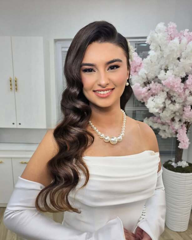 Hilal Birinci Bridal Hair Make-up Studio