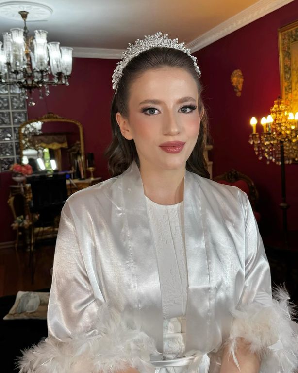 MNY Makeup Studio - 2606827