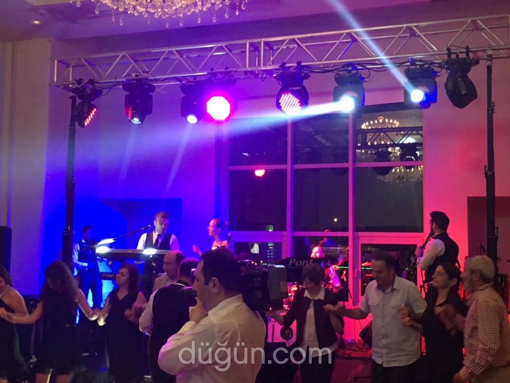 One Müzik Orkestra Dj Ses Işık ve Görüntü