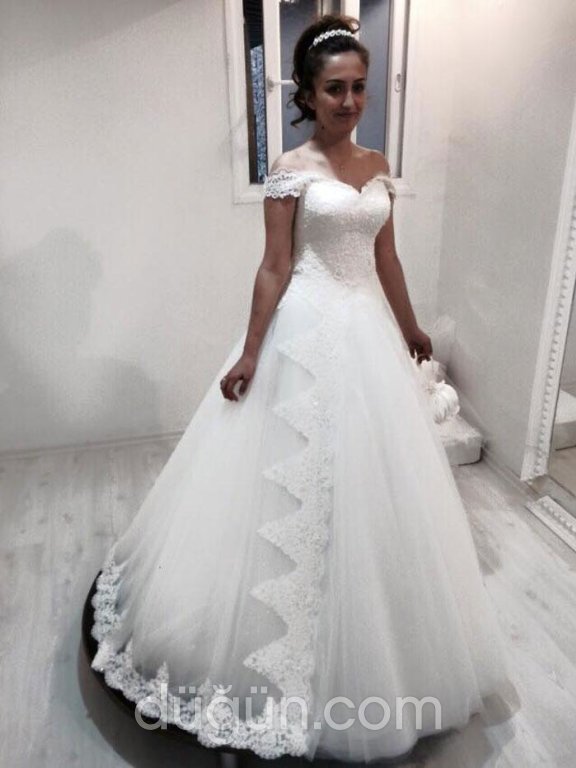 Saadet�ce Moda Evi Gelinlik İzmir