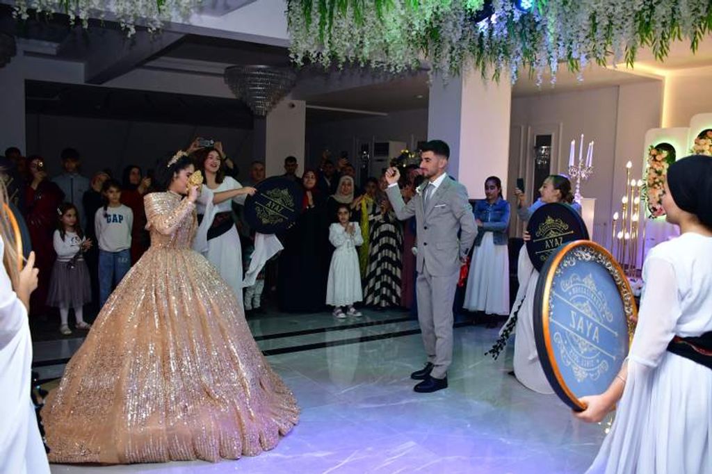 Salon Yeni İstiklal