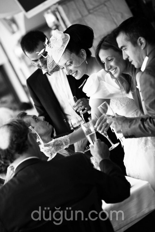 Zümrüt Fotoğraf Stüdyoları