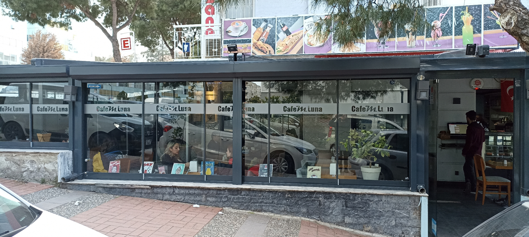 Cafem Luna