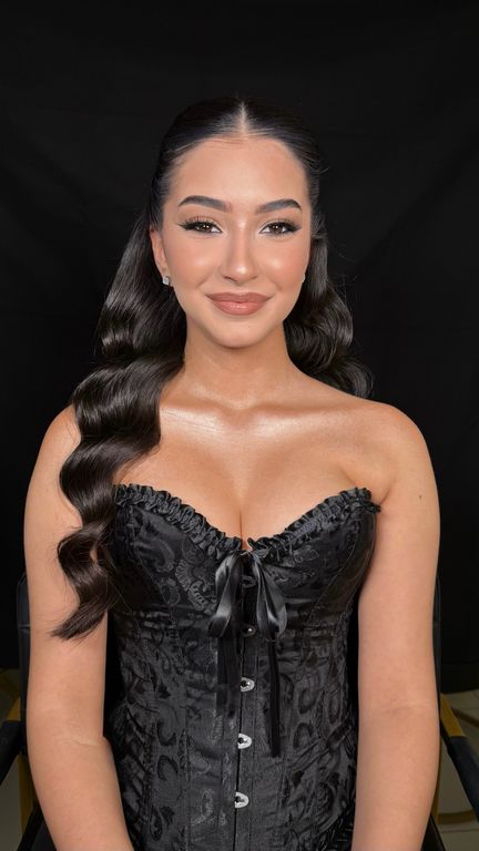 Semra Akdemir Makeup Studio