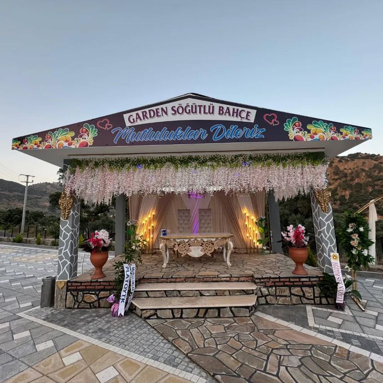 Garden Söğütlü Bahçe Kır Düğün Salonu