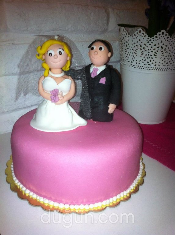 Pia Cake