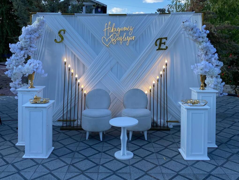 Gelincik Kır Bahçesi