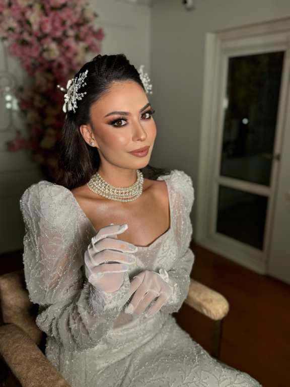 Ebru Yanılmaz Make Up Artist