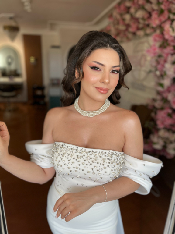 Ebru Yanılmaz Make Up Artist