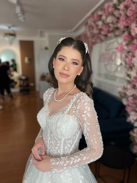 Ebru Yanılmaz Make Up Artist