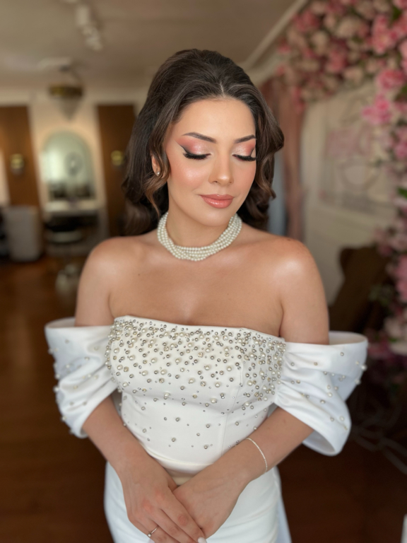 Ebru Yanılmaz Make Up Artist