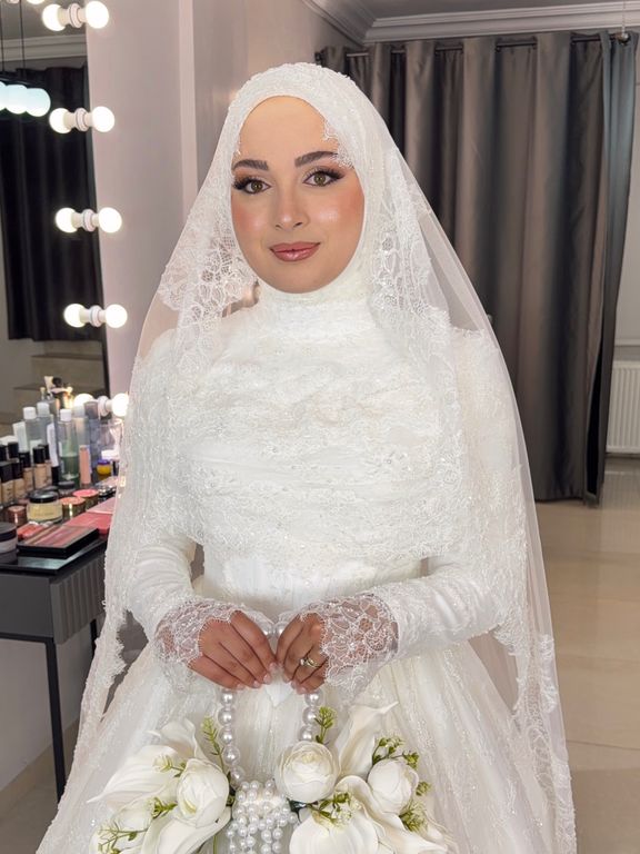 Gülmina Demir Makeup Studio - 2606070