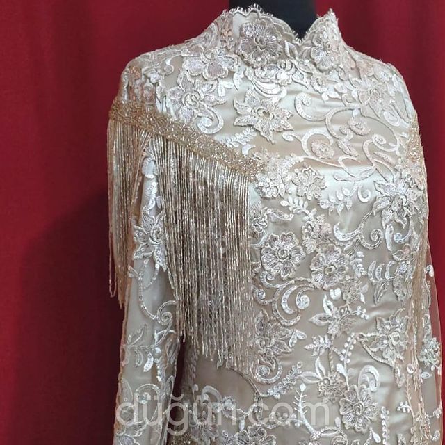 Parlak Gelinlik Moda Evi