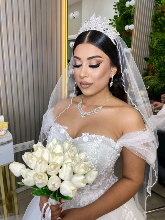 Yurdagül Akbulak Beauty Bride Studio