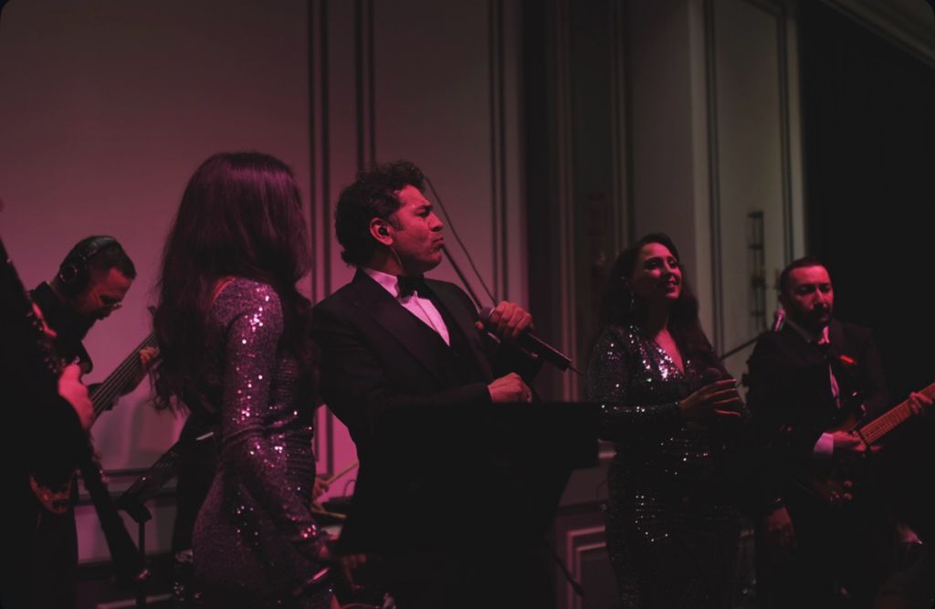 Artı Bir Orkestrası