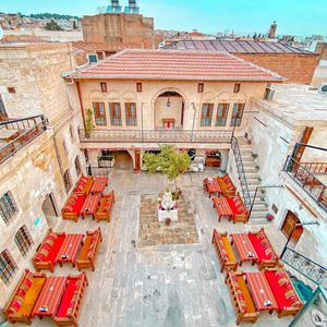 Nahrin Hotel