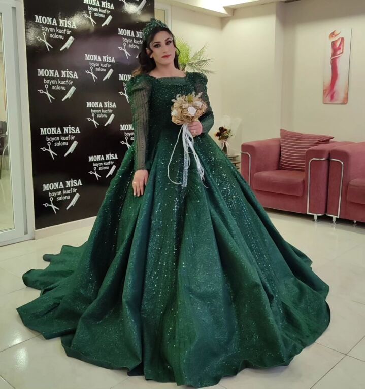 Mona Nisa Bayan Kuaförü