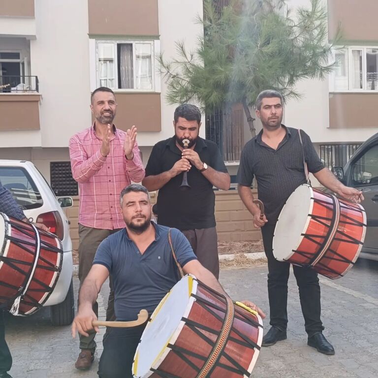 Şanlıurfa Davulcusu ve Zurna