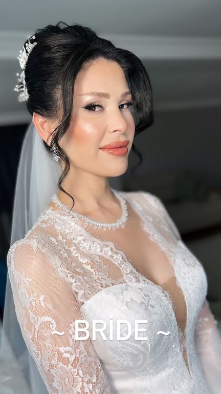 Yeliz Yeşim Makeup