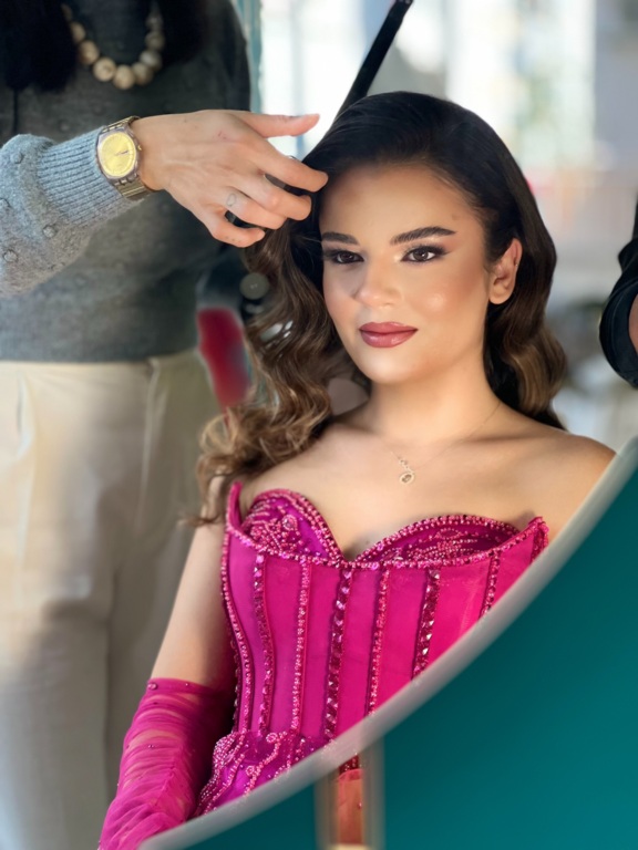 Yeliz Yeşim Makeup
