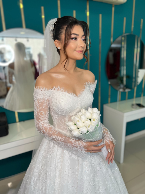 Yeliz Yeşim Makeup