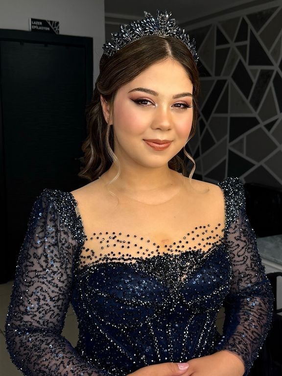Vildan Önal Makeup Studio