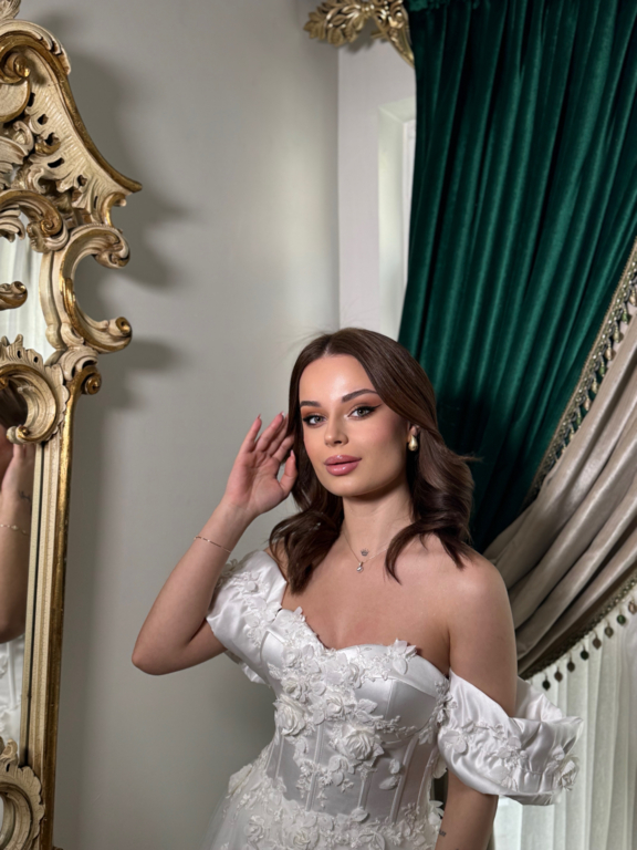 Deniz Sarafoğlu Makeup Studio