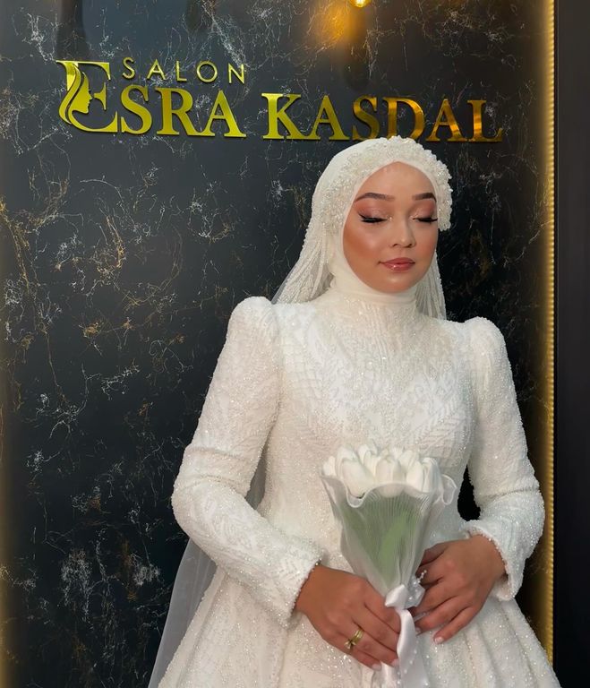 Salon Esra Kasdal