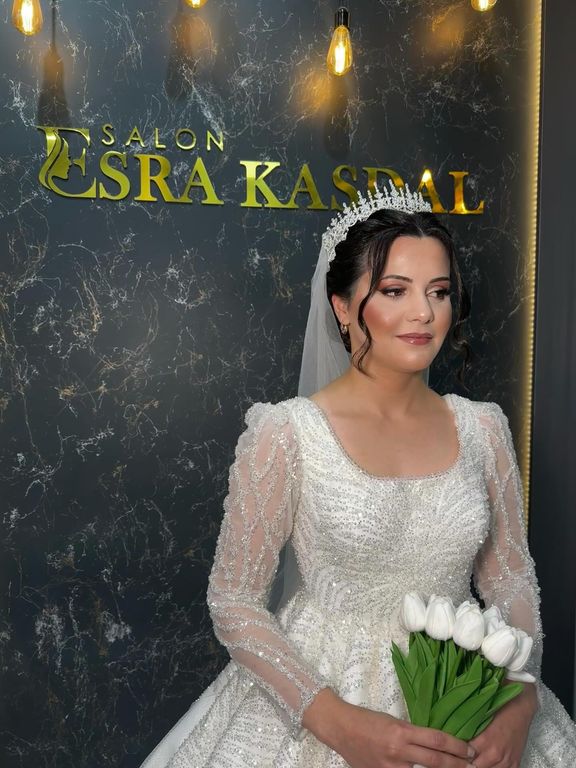 Salon Esra Kasdal