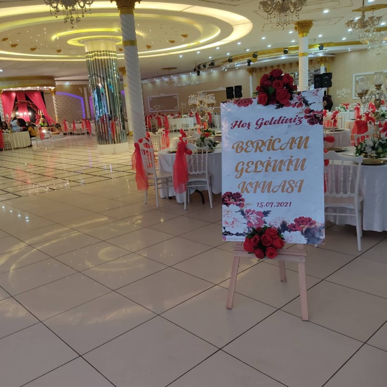 Çırağan Sarayı Van