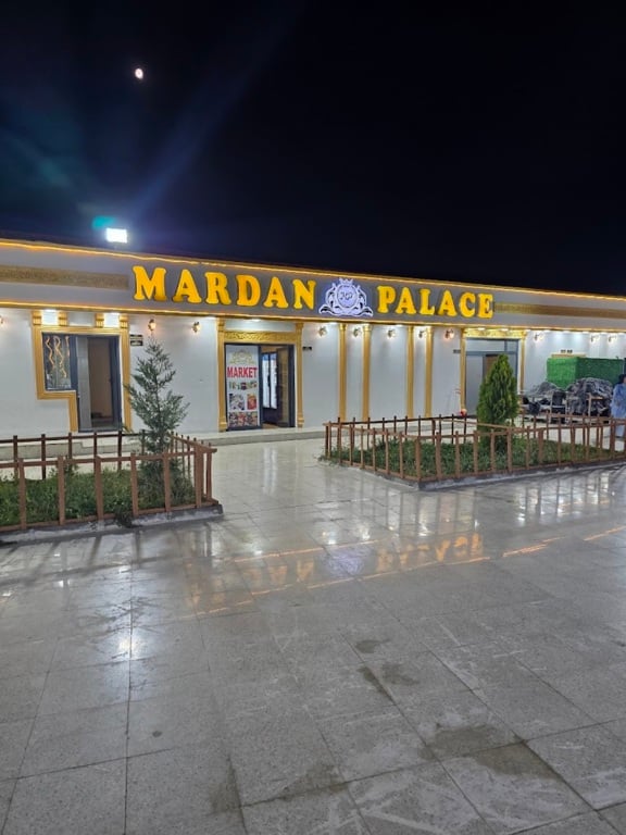 Mardan Palace Van