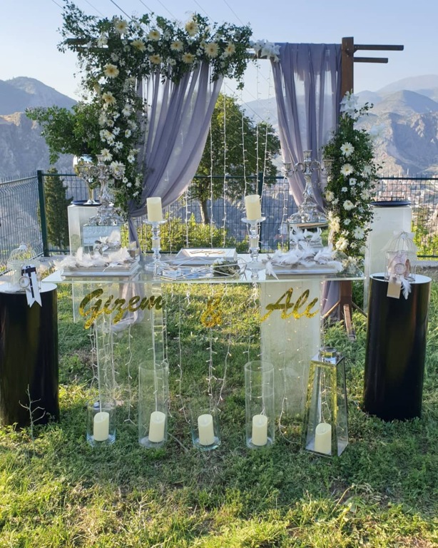 Tılsım Butik Kır Bahçesi & Salon