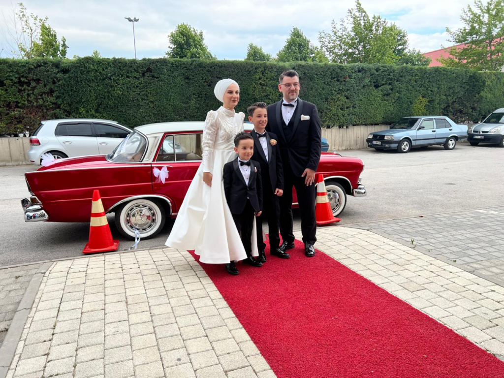 Işılay Klasik Araba Kiralama