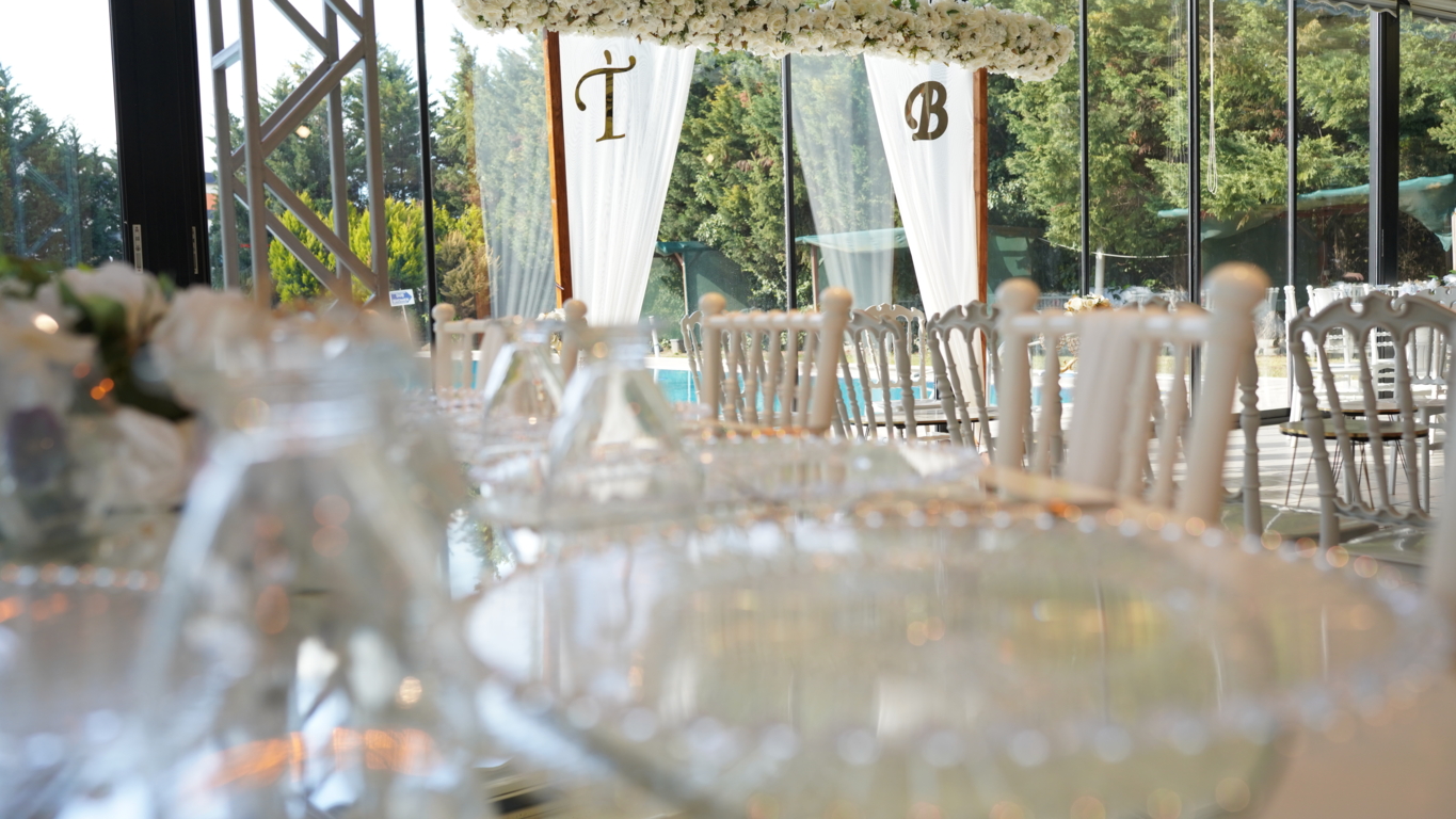 Poolside Davet Bahçeşehir