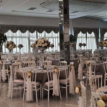 XL Saloon Kır Bahçesi