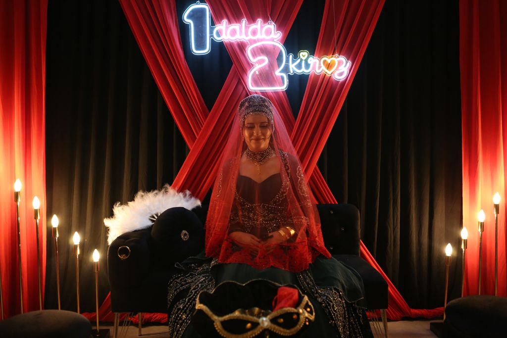 Kiraz & Gülce Davet Kına Evi