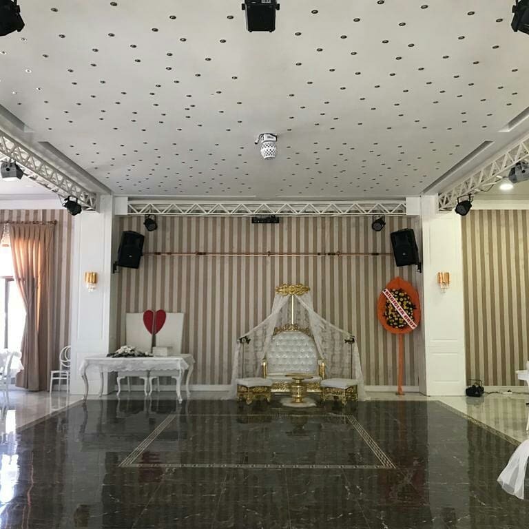 Kahverengi Palas Düğün ve Davet Salonu