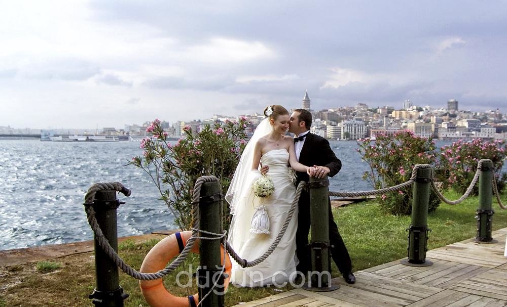 Mustafa Turgut / İnplato