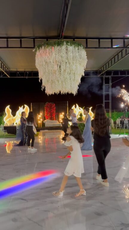 Royal Palace Garden Kır Bahçesi